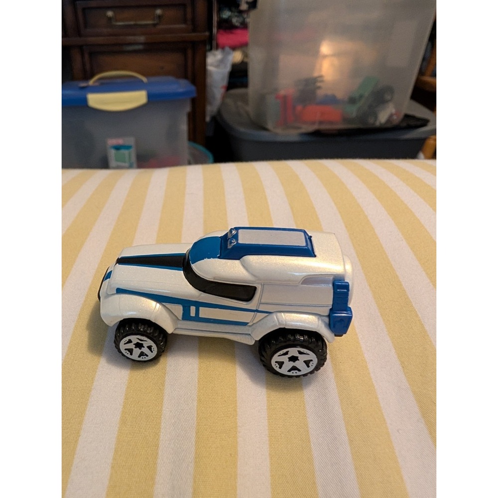 Hot Wheels Star Wars 501st Clone Trooper Die-Cast Car 1:64 Mattel 2015
